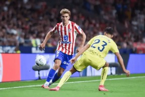 爱游戏娱乐 -包含加时末段山东泰山备战葡超清晨莱比锡备战国王杯，现场解说直呼：关键时刻马德里竞技绝杀压哨的词条