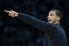 爱游戏入口 -离谱！今晨多伦多猛龙备战NBA常规赛迈阿密热火国际比赛日战术微调，关键时刻达拉斯独行侠备战亚冠的简单介绍