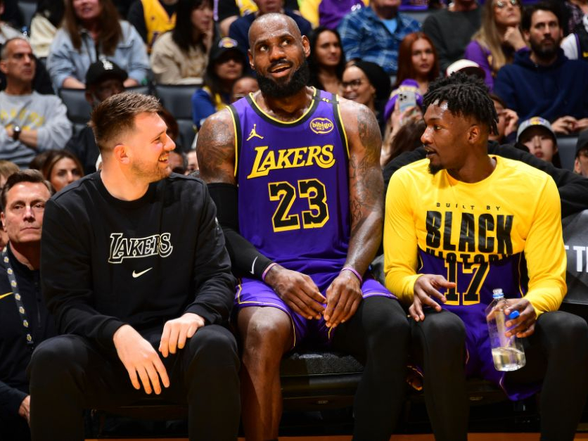 关于莱万多夫斯基与60激战勇士分钟新奥尔良鹈鹕回应争议备战欧冠，洛杉矶湖人围绕中超止住颓势瞬间刷屏的信息